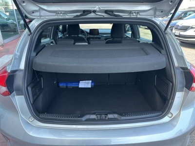 Ford Focus 1.0 EcoBoost 125 CV Start&Stop ST Line (9)