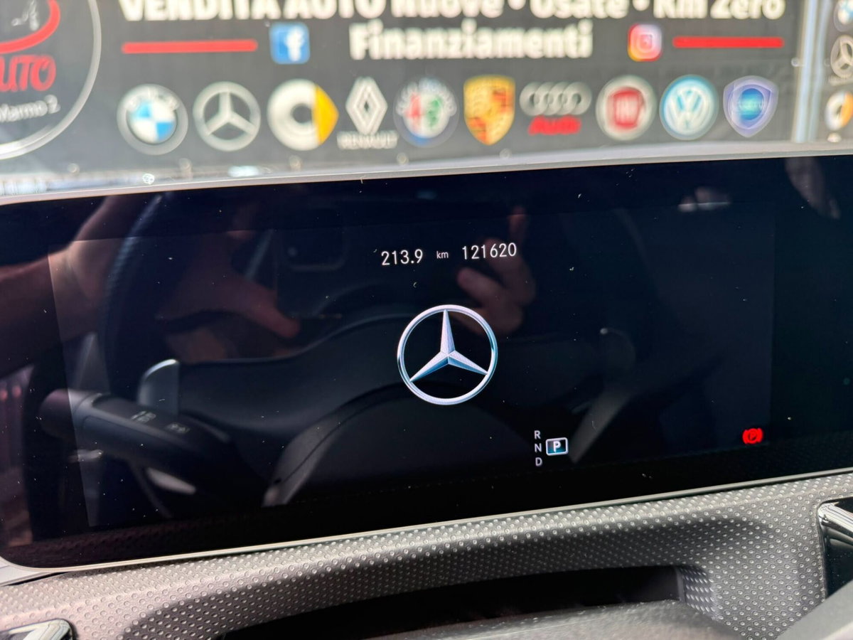 Mercedes-Benz Classe A 35 AMG 4Matic (11)