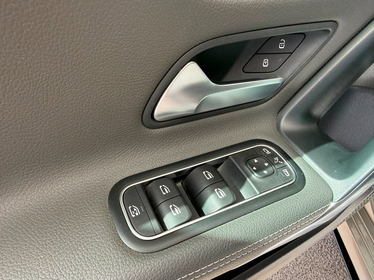 Mercedes-Benz Classe A 35 AMG 4Matic (16)