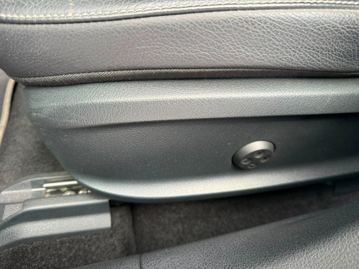 Mercedes-Benz Classe A 35 AMG 4Matic (17)