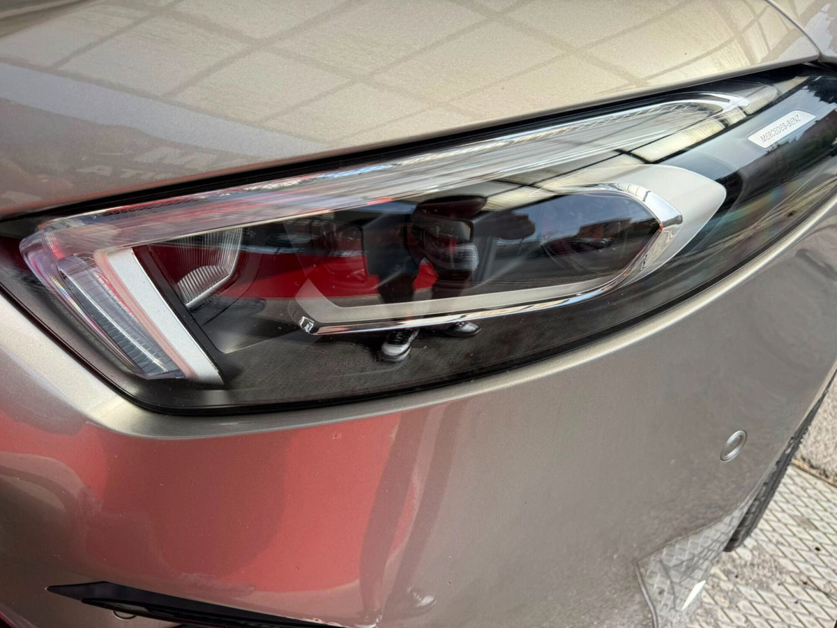 Mercedes-Benz Classe A 35 AMG 4Matic (4)