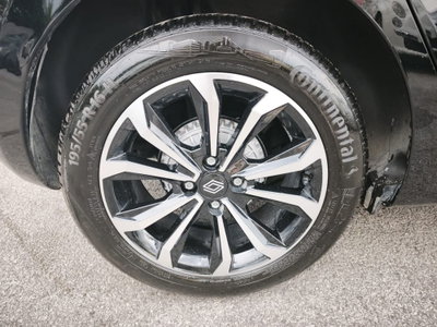 Renault Clio TCe 90 CV 5 porte Techno (15)