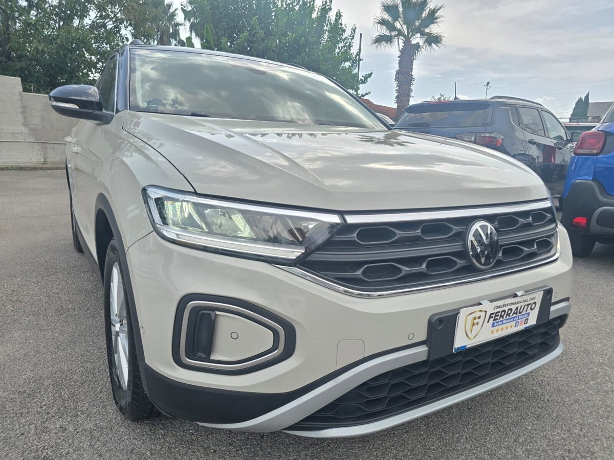 Volkswagen T-Roc 1.0 TSI Style (14)