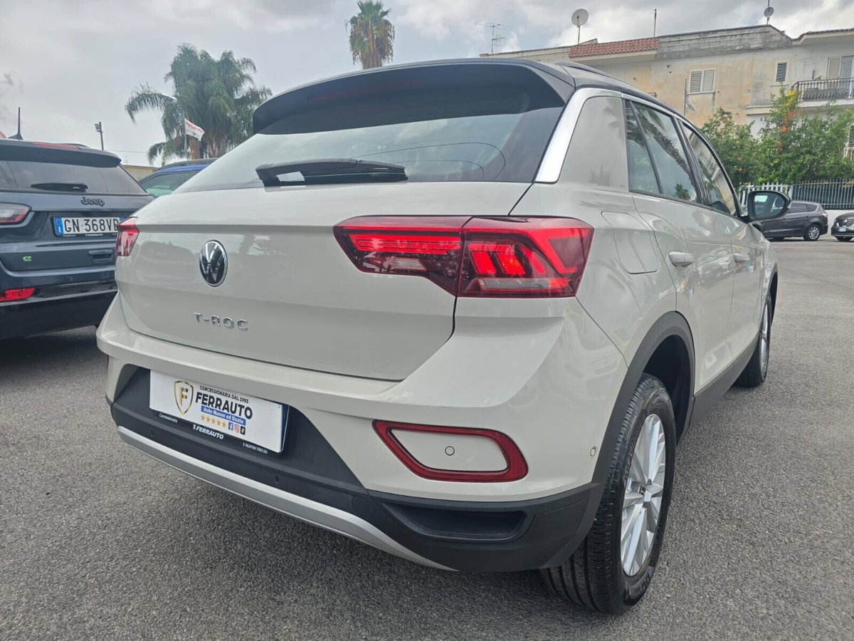 Volkswagen T-Roc 1.0 TSI Style (16)