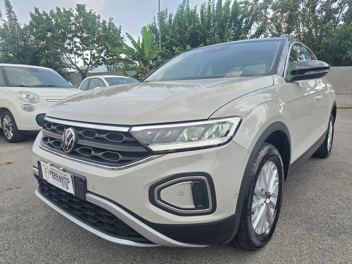 Volkswagen T-Roc 1.0 TSI Style (18)
