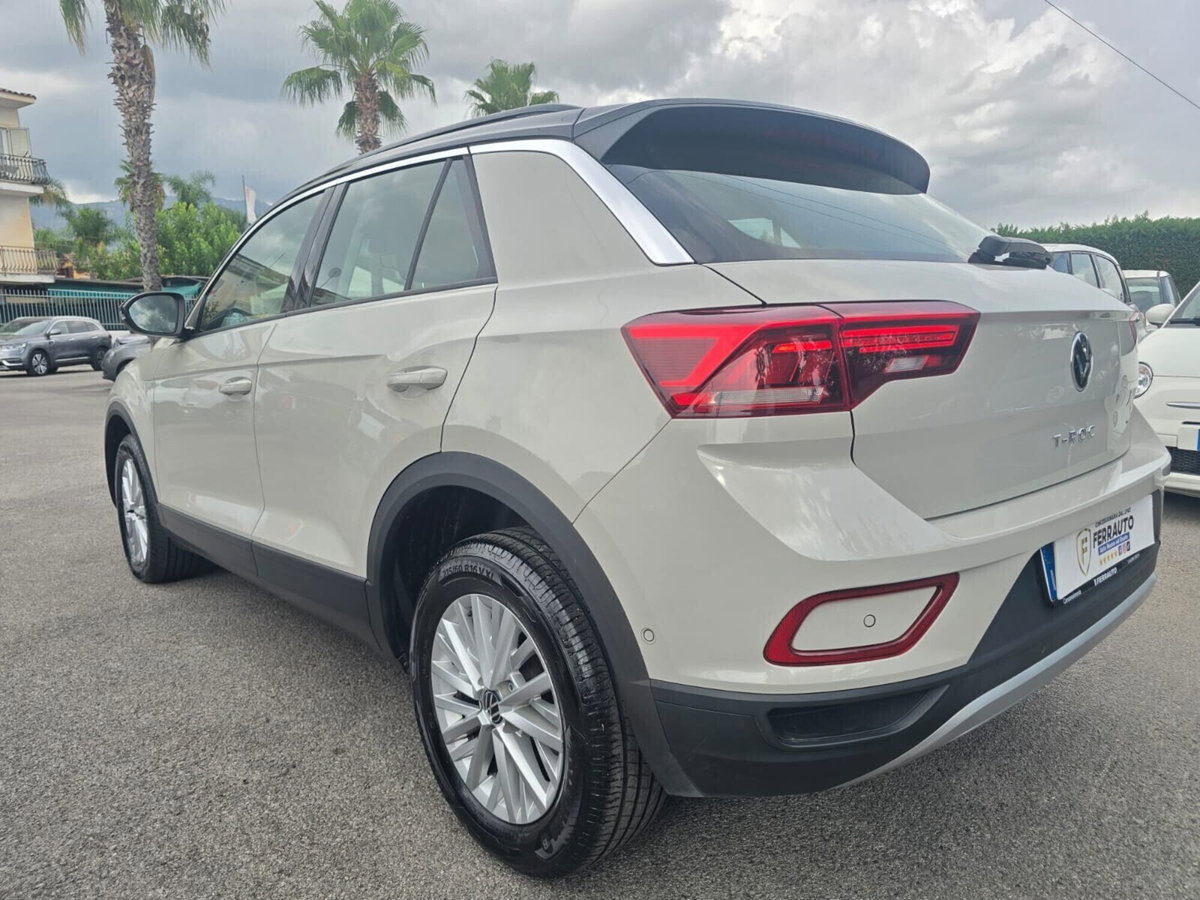 Volkswagen T-Roc 1.0 TSI Style (19)