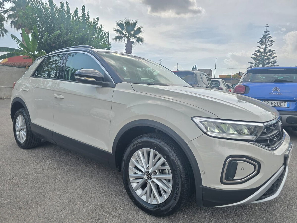 Volkswagen T-Roc 1.0 TSI Style (2)