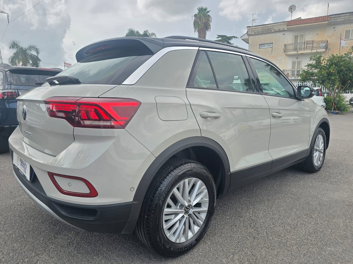 Volkswagen T-Roc 1.0 TSI Style (5)