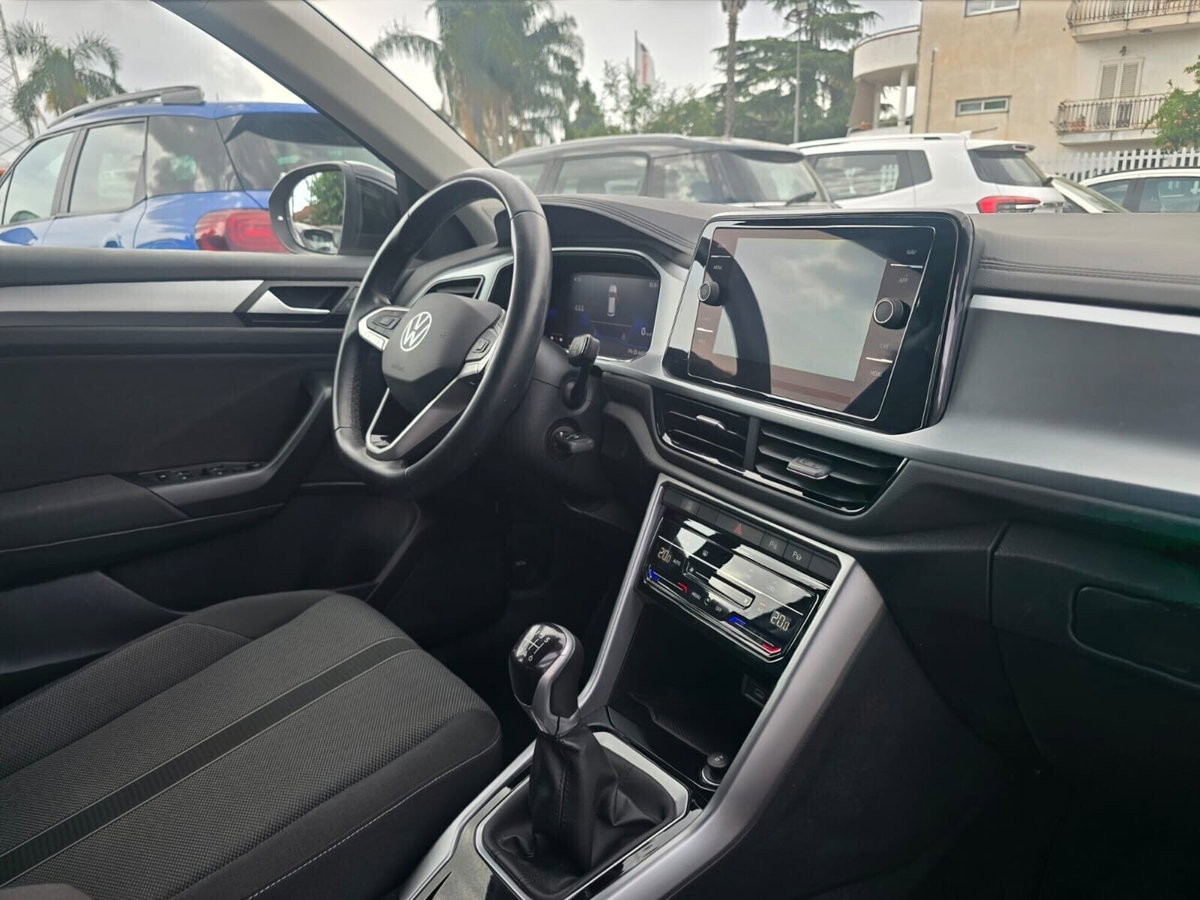 Volkswagen T-Roc 1.0 TSI Style (7)