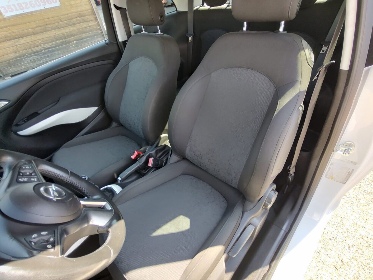 Opel Adam 1.4 87 CV GPL Tech Air (12)