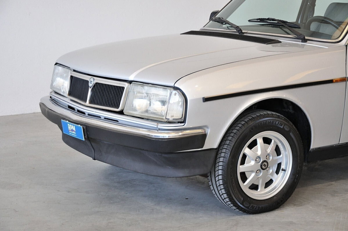 Lancia Beta Trevi 1.6 (17)