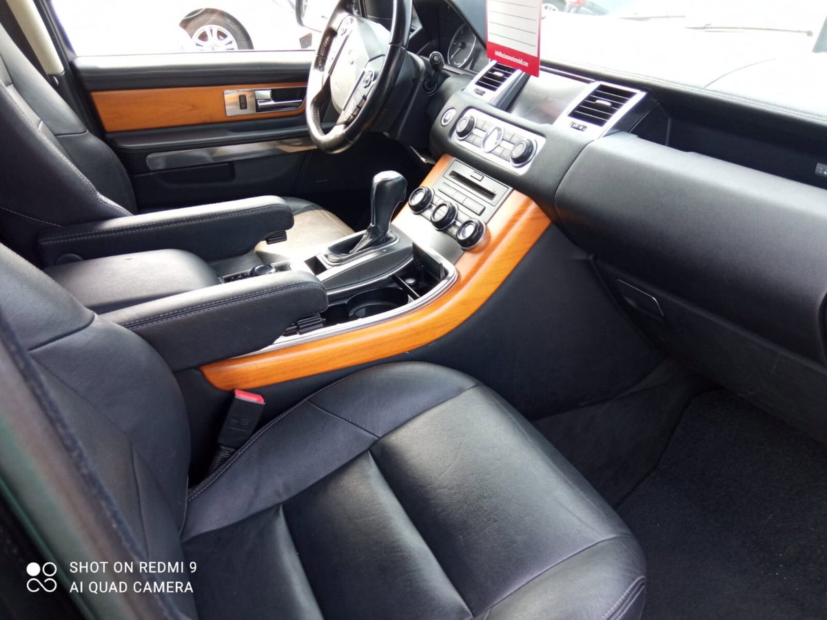 Land Rover Range Rover Sport 3.0 SDV6 HSE (15)