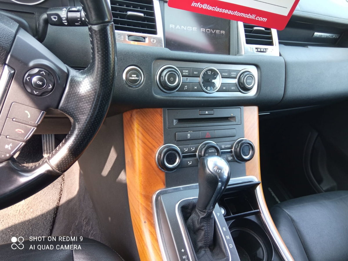 Land Rover Range Rover Sport 3.0 SDV6 HSE (18)