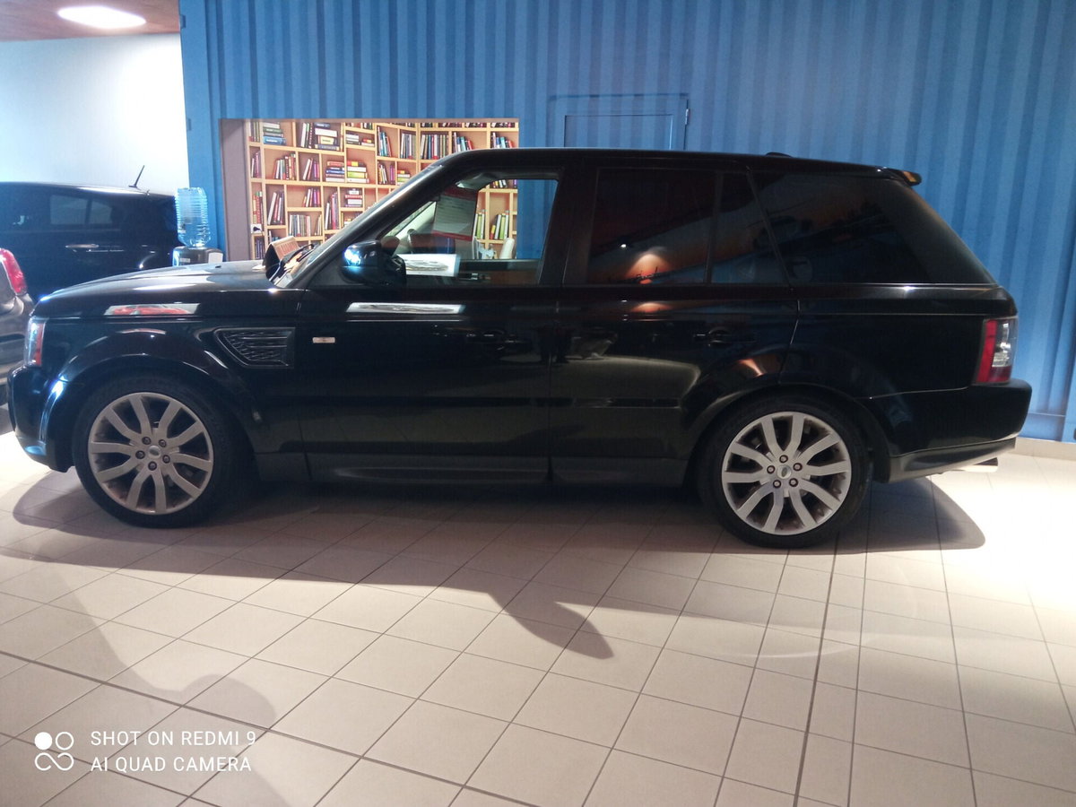 Land Rover Range Rover Sport 3.0 SDV6 HSE (2)