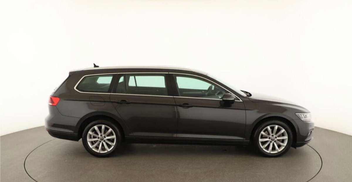 Volkswagen Passat Variant 1.6 TDI Business BlueMotion Technology (6)