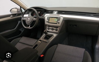Volkswagen Passat Variant 1.6 TDI Business BlueMotion Technology (7)