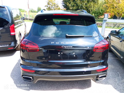 Porsche Cayenne 3.0 Diesel Platinum Edition (2)