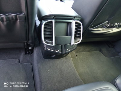 Porsche Cayenne 3.0 Diesel Platinum Edition (20)