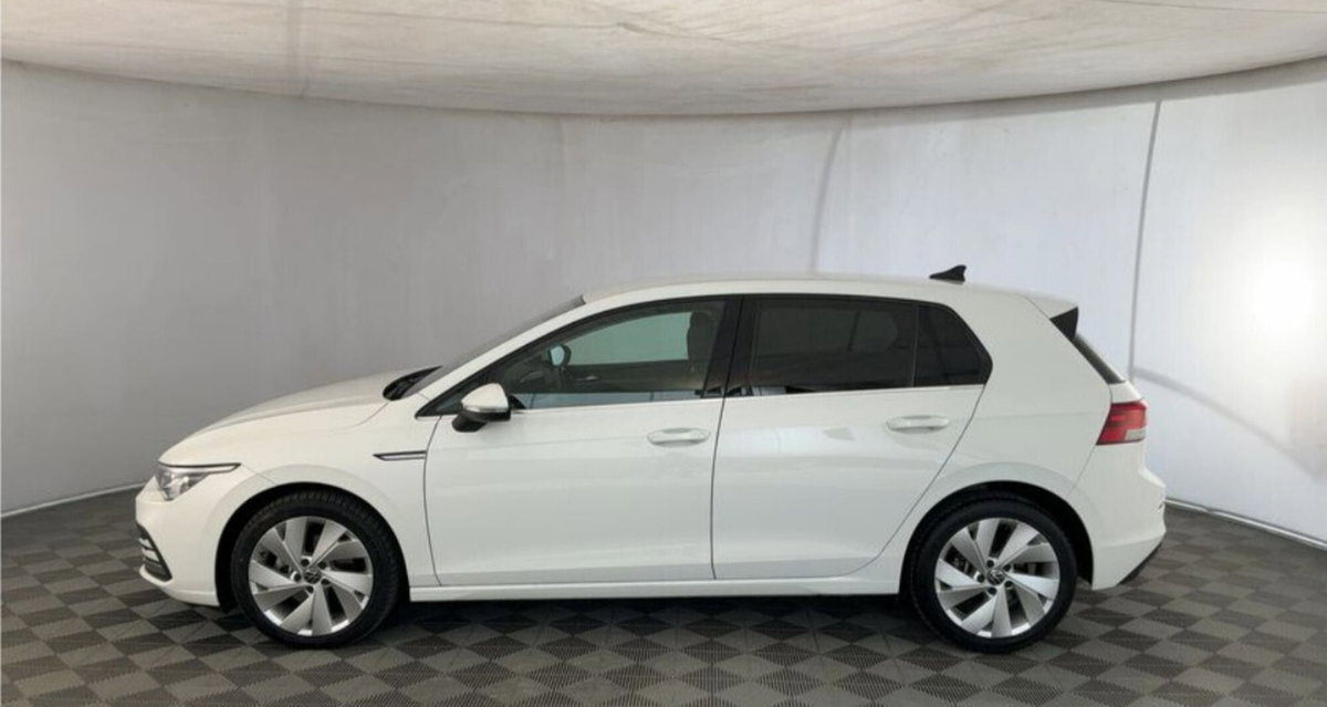 Volkswagen Golf 2.0 TDI SCR Style (2)