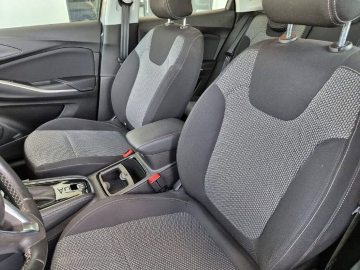 Opel Grandland X 1.5 diesel Ecotec Start&Stop Advance (7)