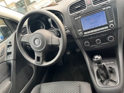 Volkswagen Golf 1.6 TDI DPF 5p. Highline (7)