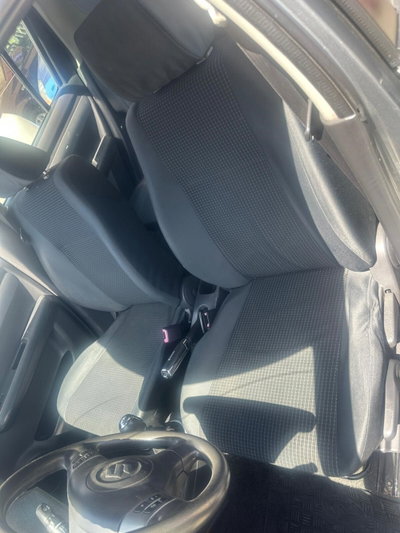 Suzuki Swift 1.3 DDiS 5p. GL (5)