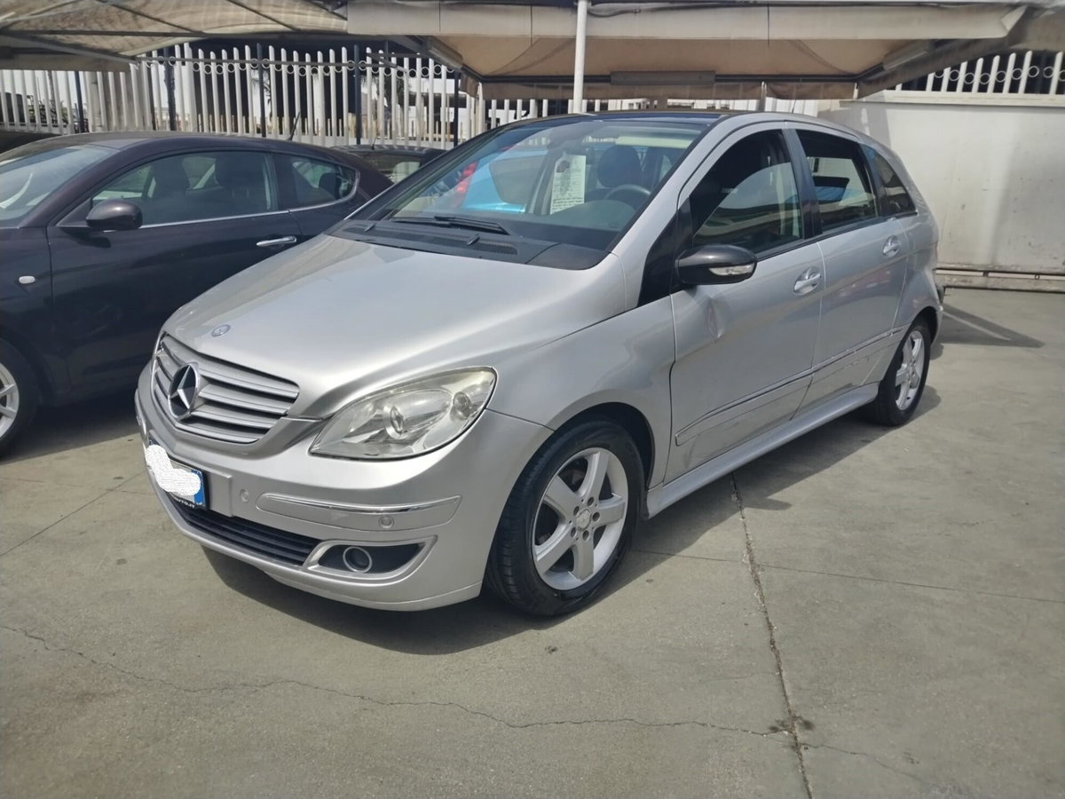 Mercedes-Benz Classe B 150 BlueEFFICIENCY Chrome (2)