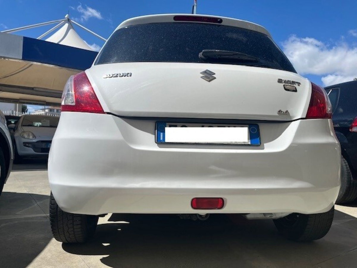 Suzuki Swift 1.2 VVT 4WD 5 porte B-Top (11)