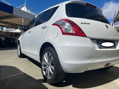 Suzuki Swift 1.2 VVT 4WD 5 porte B-Top (3)