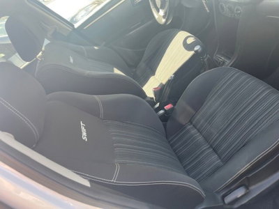 Suzuki Swift 1.2 VVT 4WD 5 porte B-Top (7)