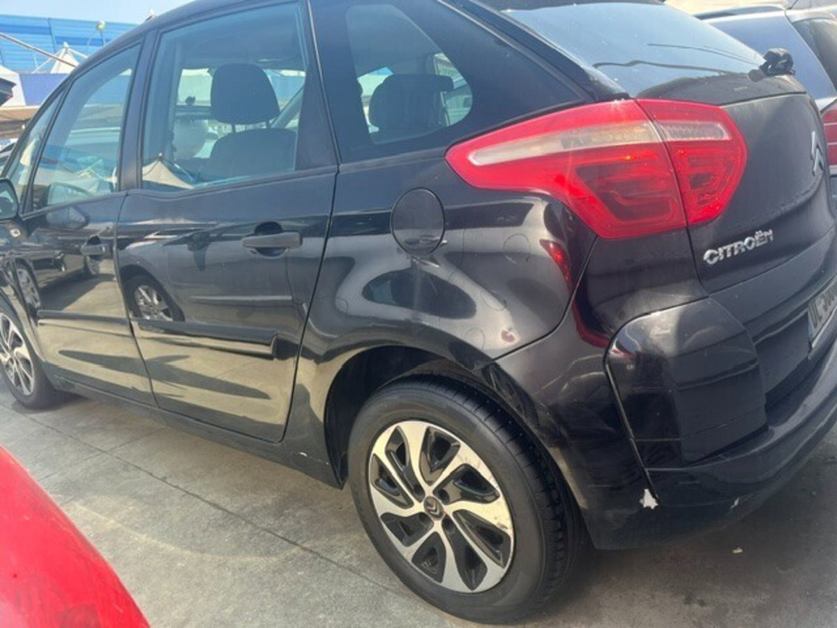 Citroen C4 1.6 HDi 110CV FAP Image (2)