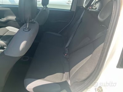Fiat Panda 1.3 MJT 95 CV S&S Lounge (6)