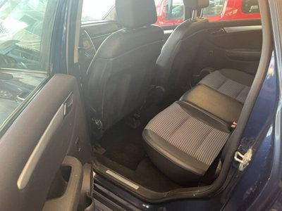 Mercedes-Benz Classe B 180 CDI Sport (4)