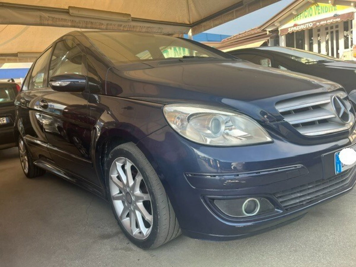 Mercedes-Benz Classe B 180 CDI Sport (8)