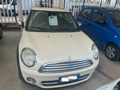 MINI Mini 1.6 16V Cooper D (9)