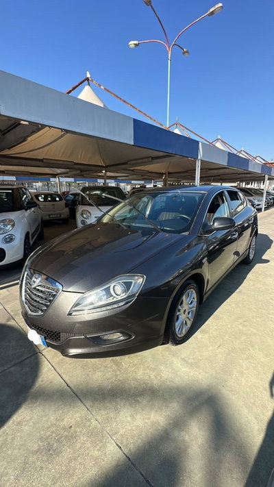 Lancia Delta 1.6 MJT DPF Gold (2)
