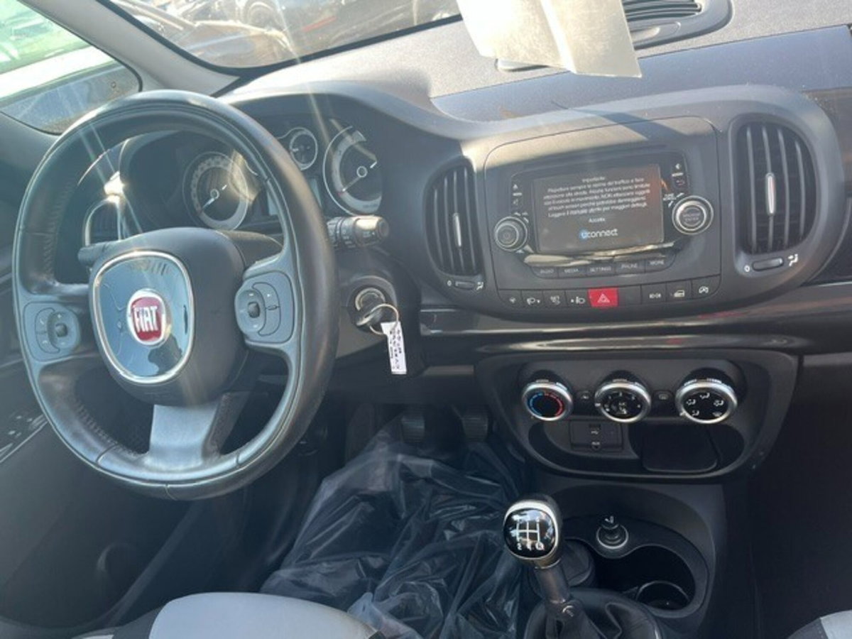 Fiat 500L 1.3 Multijet 85 CV Dualogic Lounge (9)