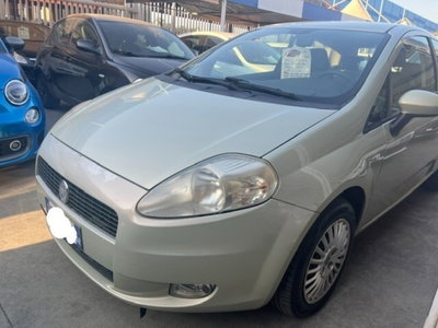 Fiat Grande Punto 1.3 MJT 75 CV 3 porte Dynamic usata