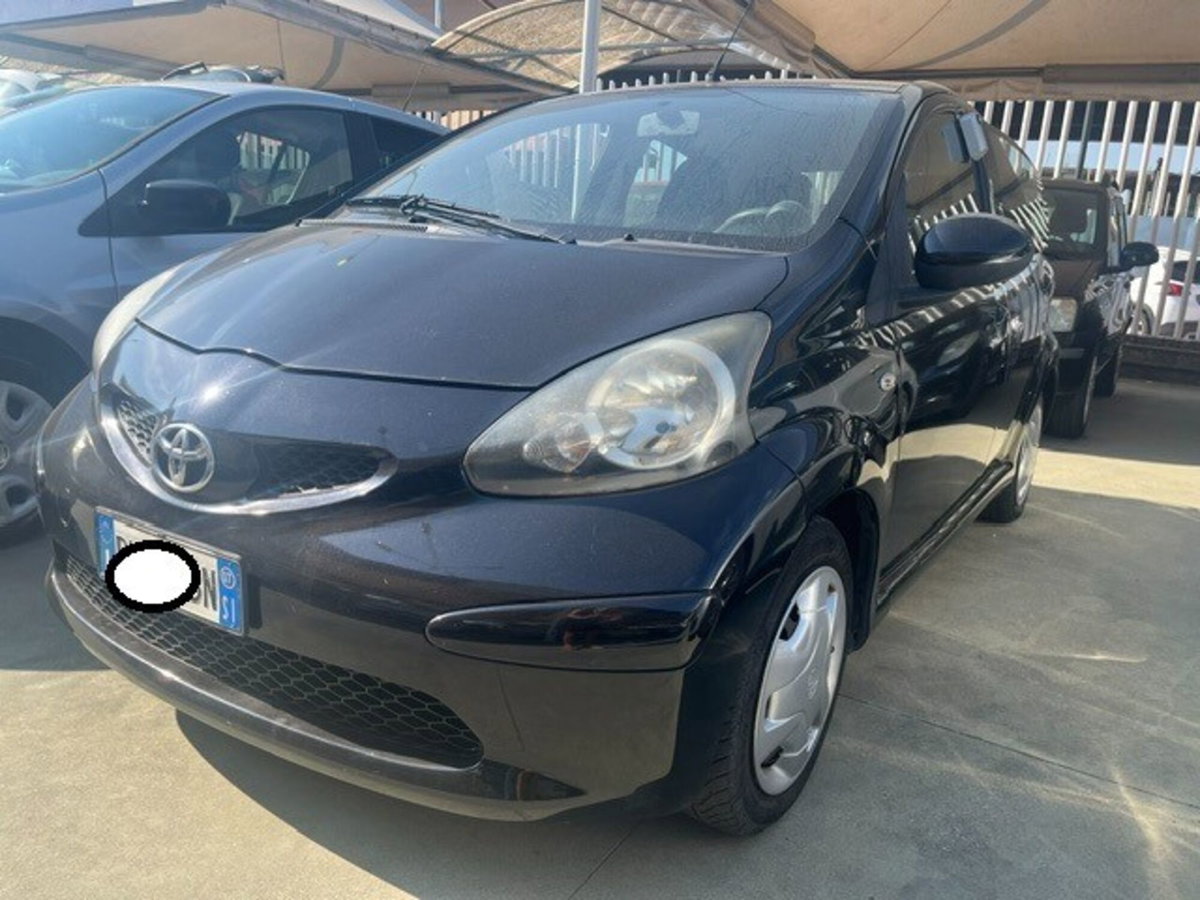 Toyota Aygo 1.0 12V VVT-i 5 porte Sol (5)