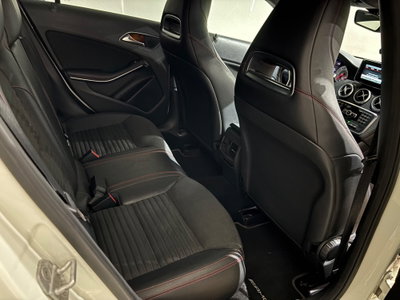 Mercedes-Benz Classe A 220 CDI Automatic 4Matic Premium (12)