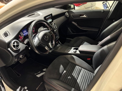 Mercedes-Benz Classe A 220 CDI Automatic 4Matic Premium (14)