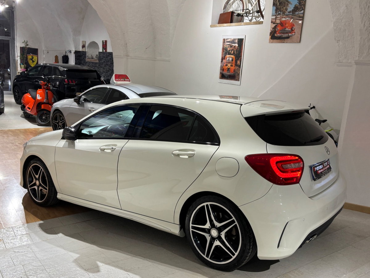 Mercedes-Benz Classe A 220 CDI Automatic 4Matic Premium (16)