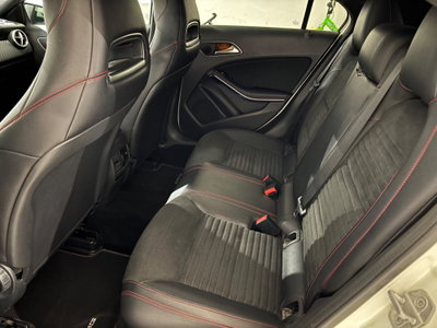 Mercedes-Benz Classe A 220 CDI Automatic 4Matic Premium (9)