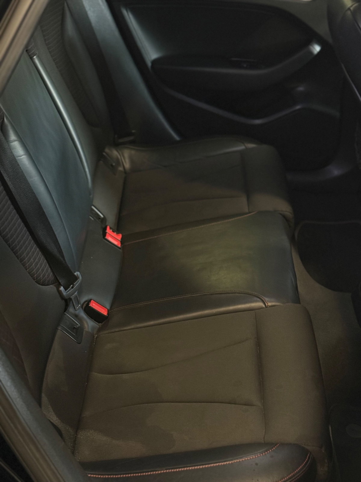 Audi A3 Sportback 2.0 16V TFSI quattro S tronic Ambition (13)