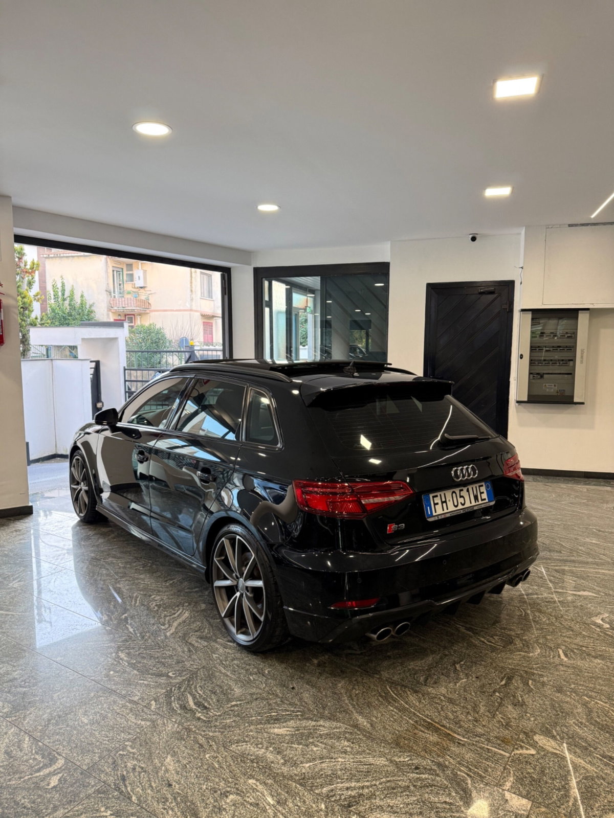 Audi A3 Sportback 2.0 16V TFSI quattro S tronic Ambition (2)