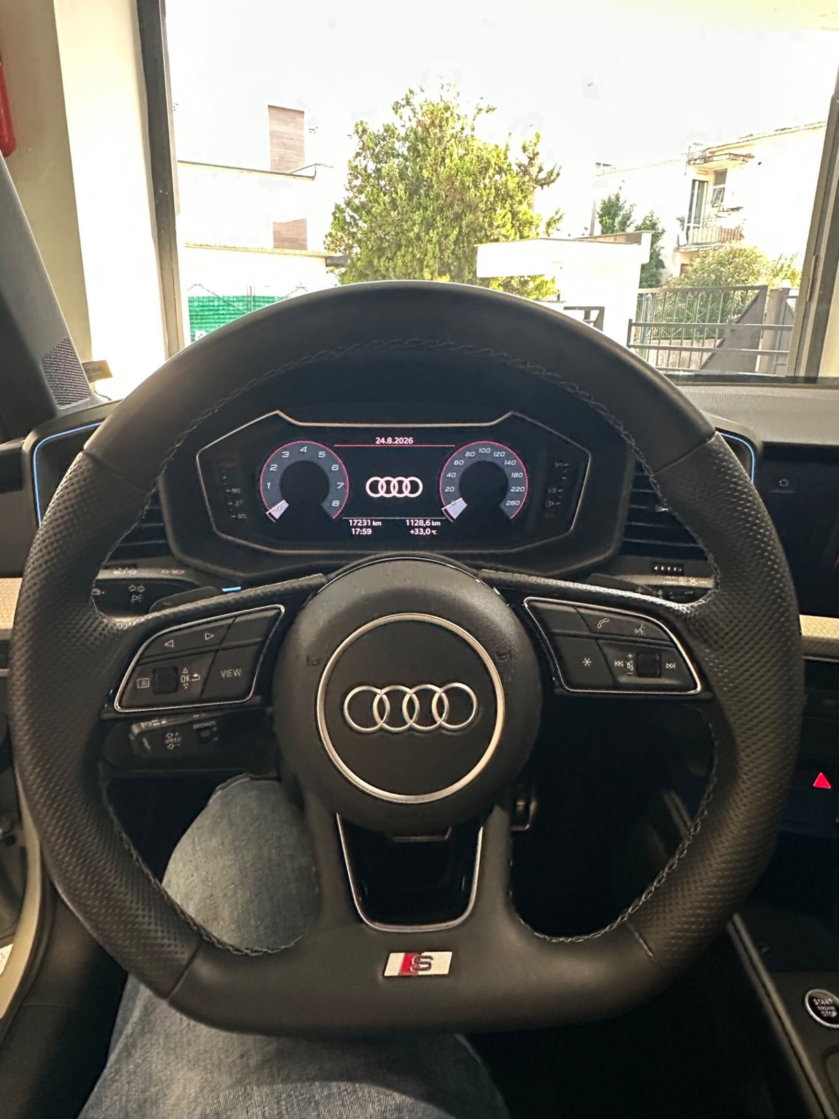 Audi A1 allstreet allstreet 35 TFSI S tronic Identity Contrast (14)
