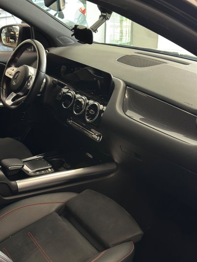Mercedes-Benz GLA SUV 200 d Automatic Premium (11)