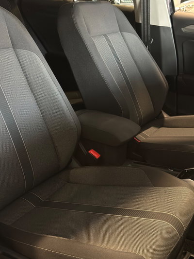 Volkswagen T-Roc 2.0 tdi Edition 115cv (12)