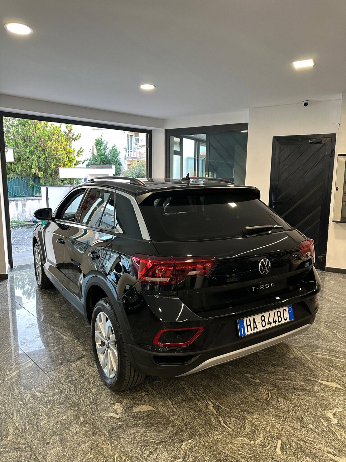 Volkswagen T-Roc 2.0 tdi Edition 115cv (6)