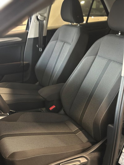 Volkswagen T-Roc 2.0 tdi Edition 115cv (8)